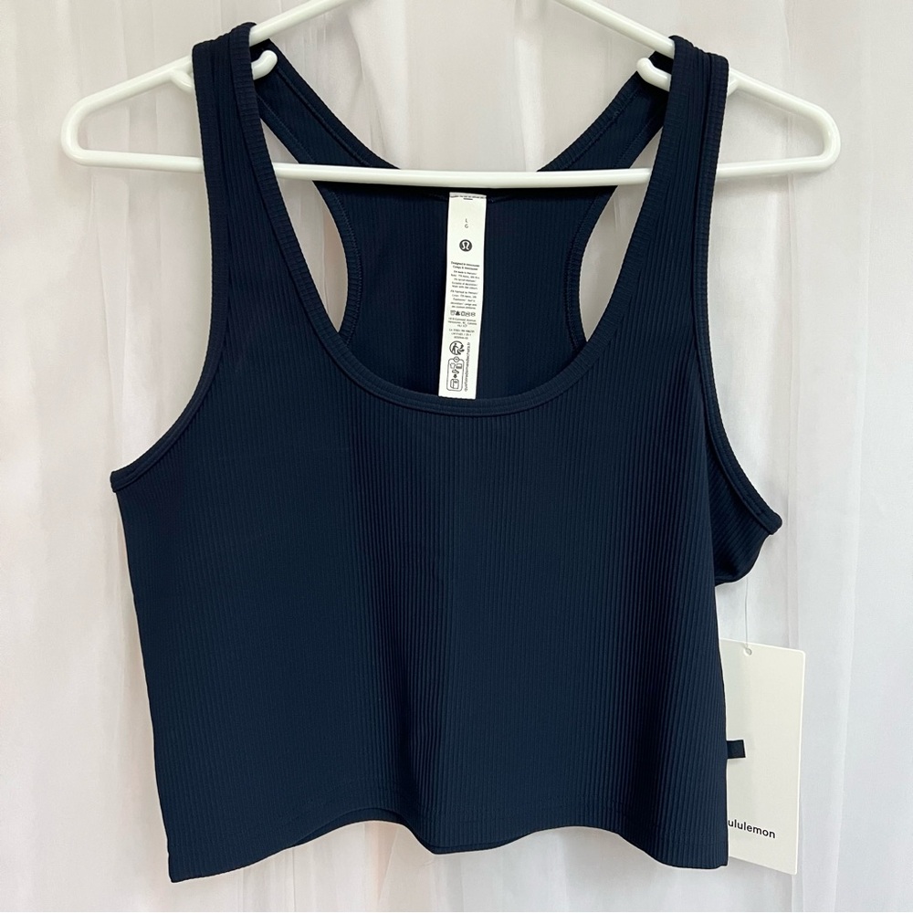 Lululemon Power Pivot Training Tank - Picture 4 of 9